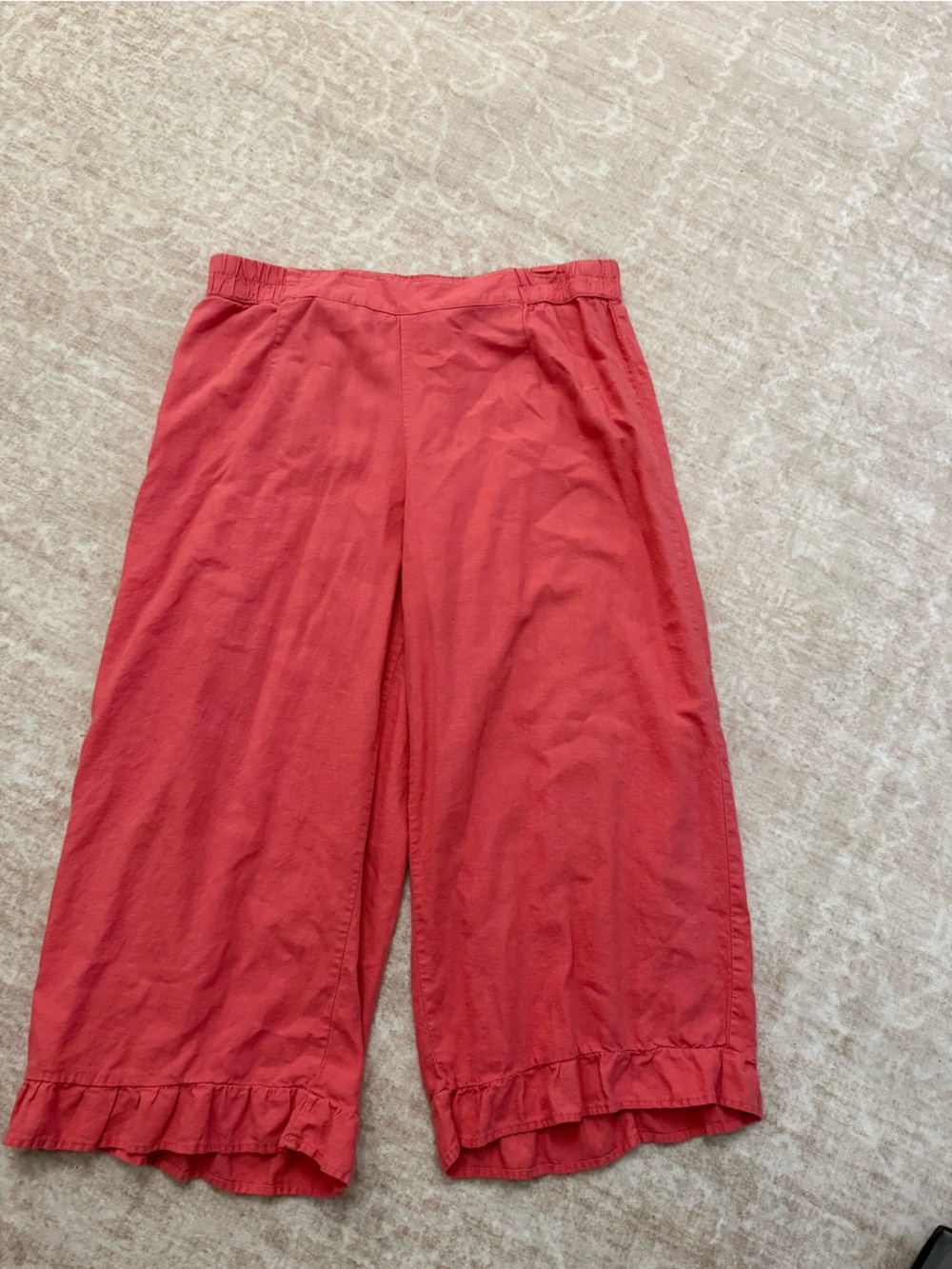 Capri pants